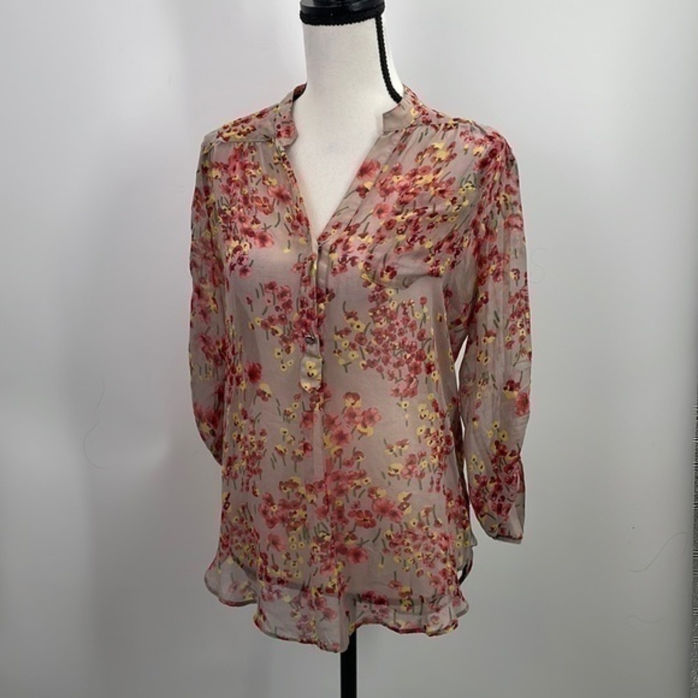 UEC Bellatrix silk floral flowy blouse small - Picture 3 of 13